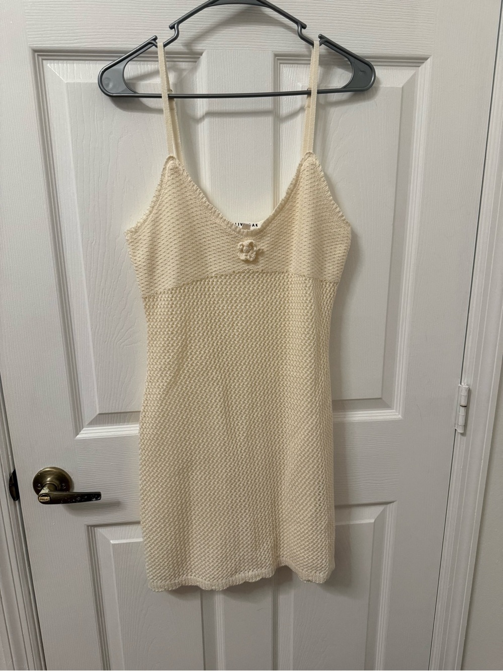 Olive & Oak Cream Knit Slip with Floral Appliqué Never Worn